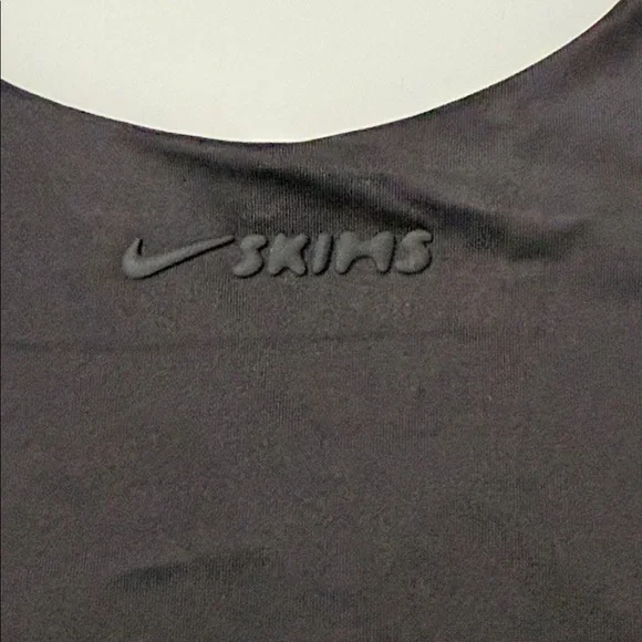 NWT Nike x SKIMS Shine Scoop Neck Longline Bra